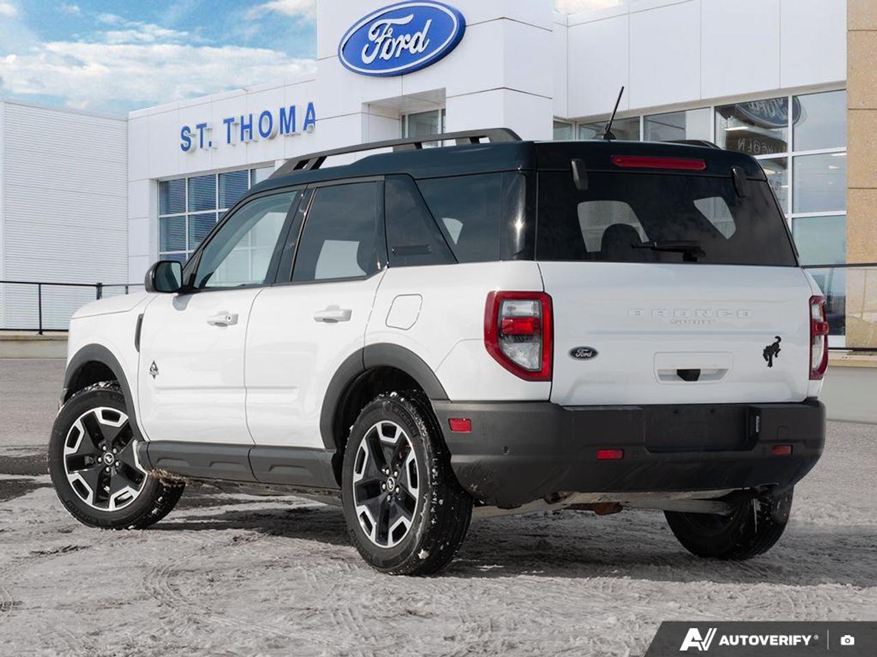 2023 Ford Bronco Sport Outer Banks Painted Black Roof Photo3