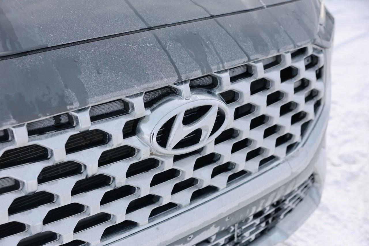 2022 Hyundai Santa Fe Preferred AWD Photo