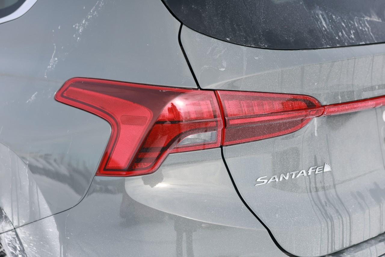 2022 Hyundai Santa Fe Preferred AWD Photo