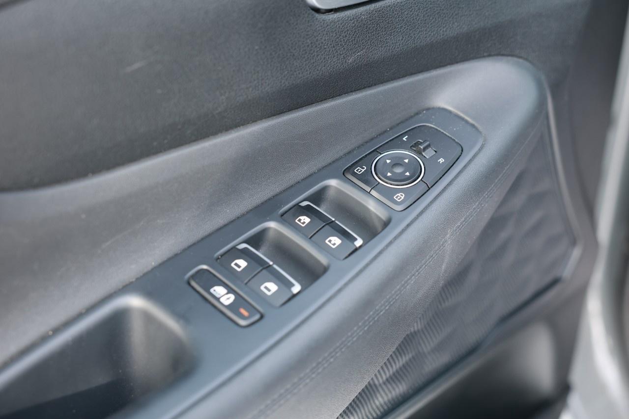 2022 Hyundai Santa Fe Preferred AWD Photo