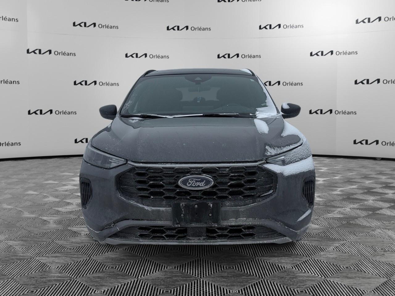 2024 Ford Escape ST-Line AWD Photo