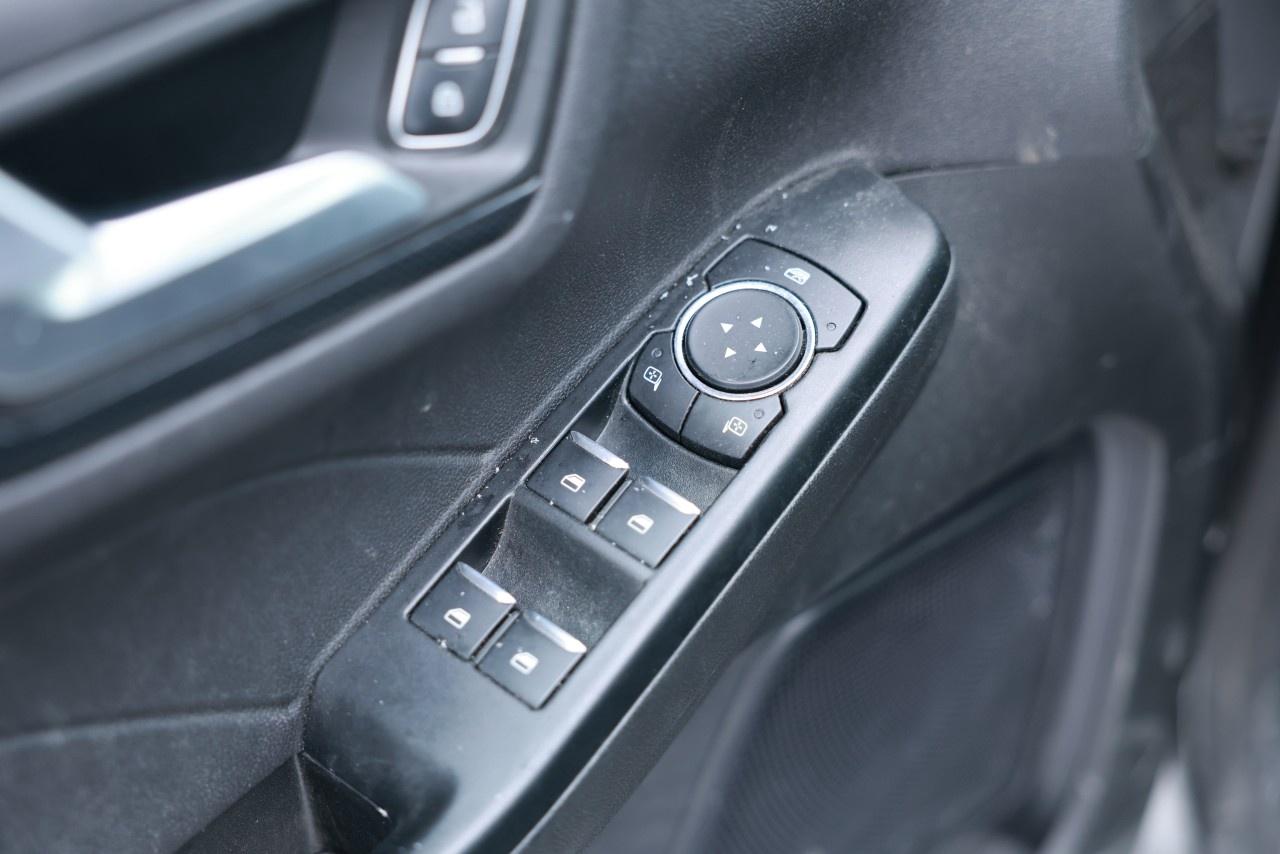 2024 Ford Escape ST-Line AWD Photo