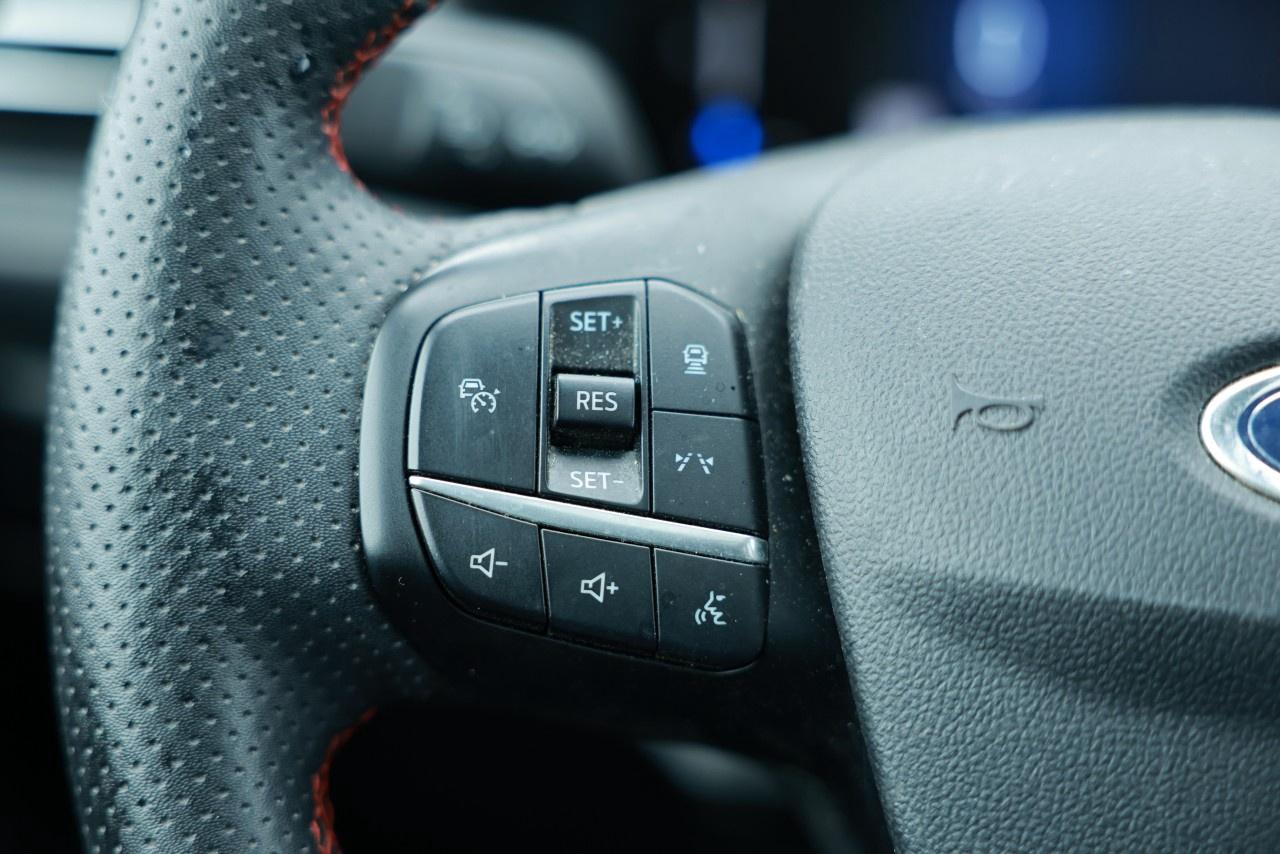 2024 Ford Escape ST-Line AWD Photo