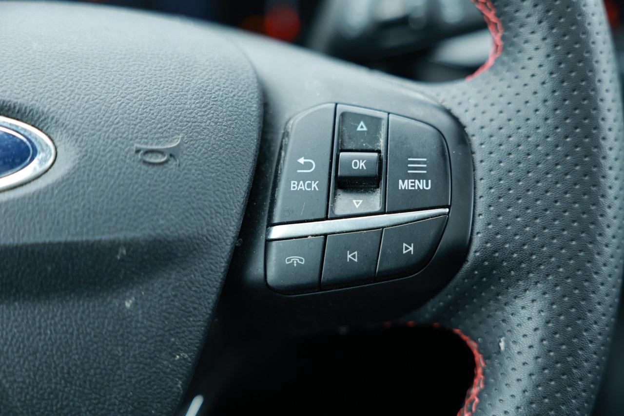 2024 Ford Escape ST-Line AWD Photo