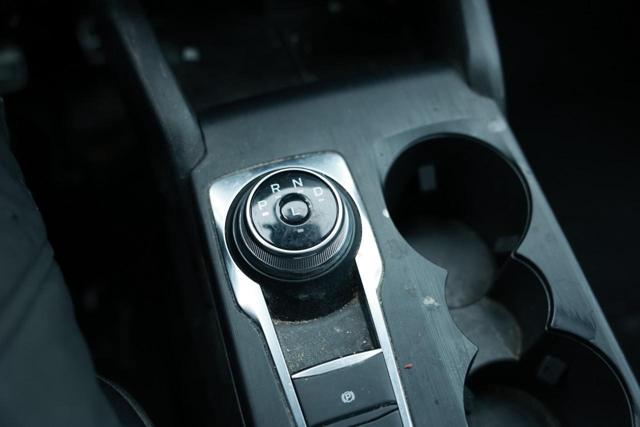 2024 Ford Escape ST-Line AWD Photo