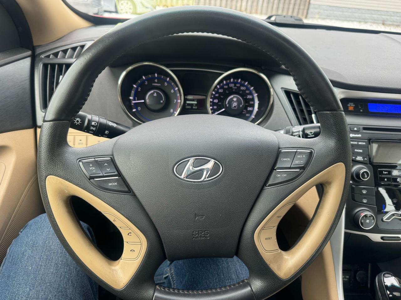 2012 Hyundai Sonata GLS Photo