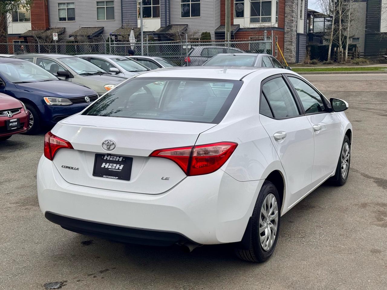 2018 Toyota Corolla FINANCING AVAILABLE Photo5