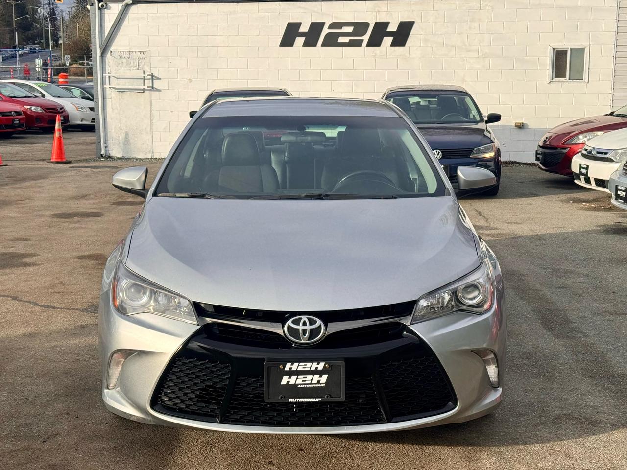 2017 Toyota Camry FINANCING AVAILABLE Photo2