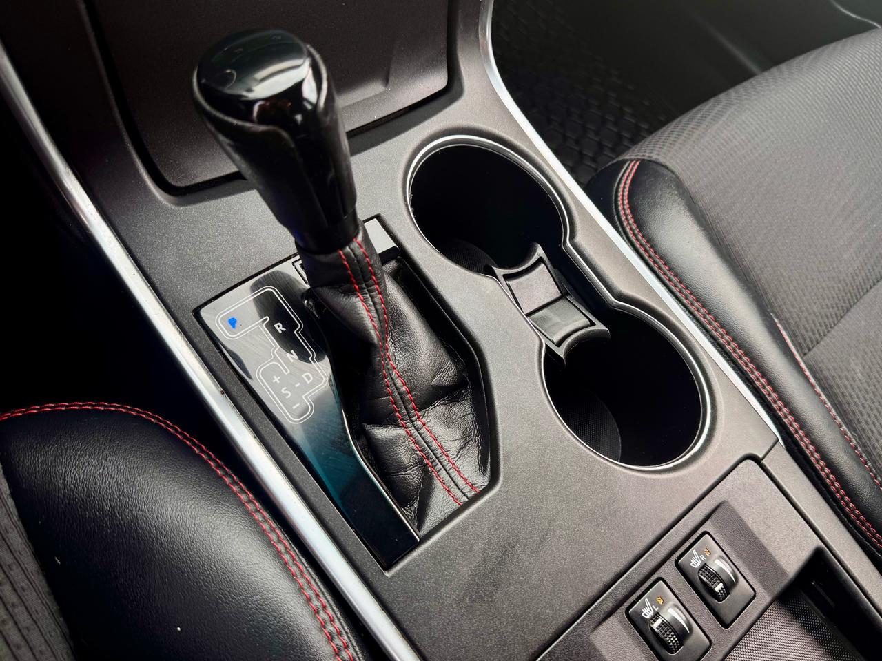 2017 Toyota Camry FINANCING AVAILABLE Photo12