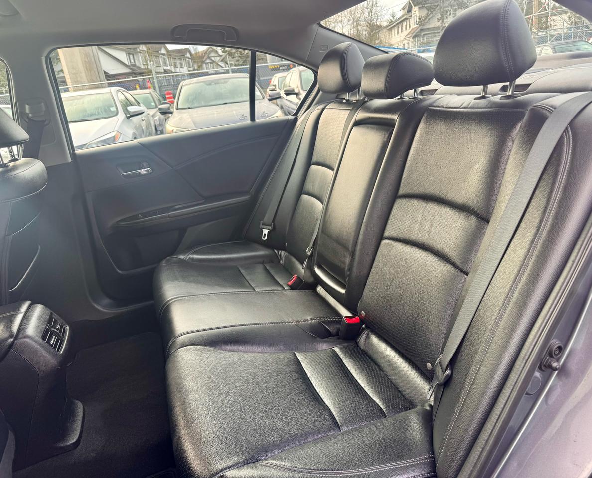 2016 Honda Accord FINANCING AVAILABLE Photo15