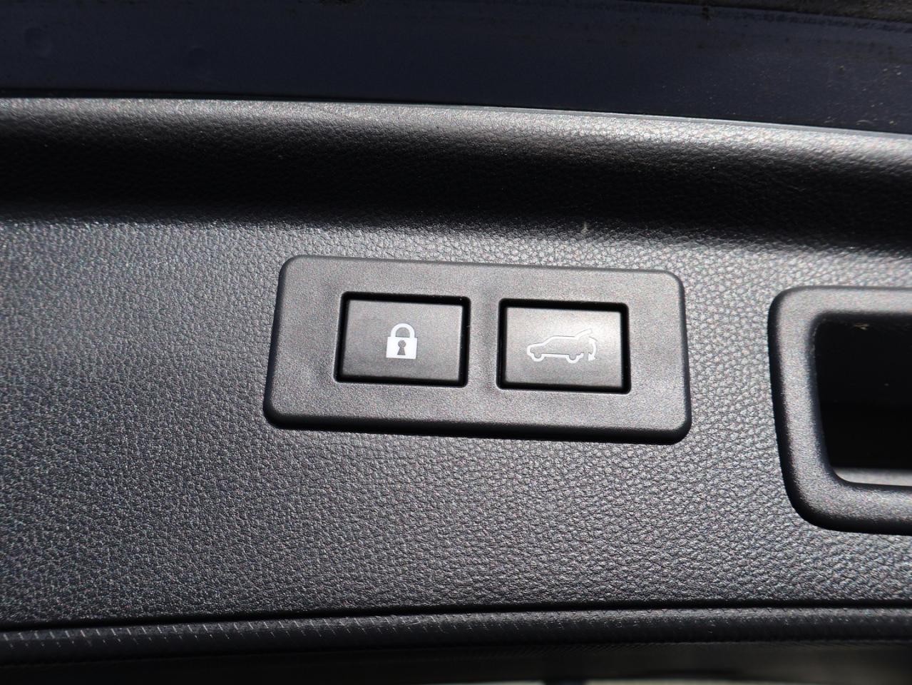 2022 Subaru Forester TOURING AWD CERTIFIED *1 OWNER*ACCIDENT FREE*SUBARU MAINTAIN* CAMERA BLUETOOTH HEATED SEATS CRUISE ALLOYS Photo