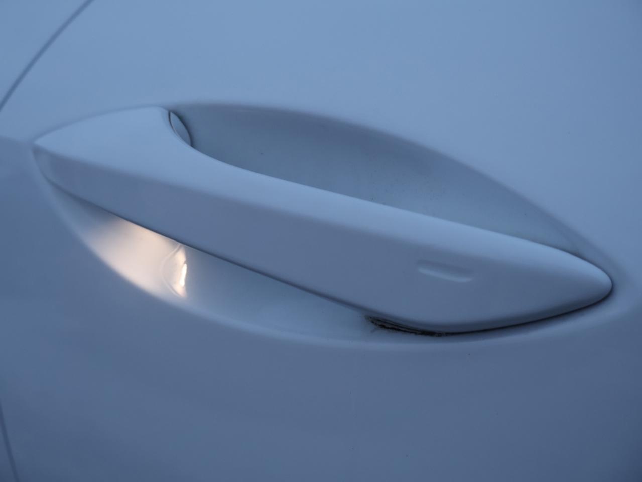 2017 Lexus RC 350 F-SPORT AWD CERTIFIED CAMERA NAV BLUETOOTH LEATHER COOL/HEAT SEAT/STEERING SUNROOF CRUISE ALLOYS Photo