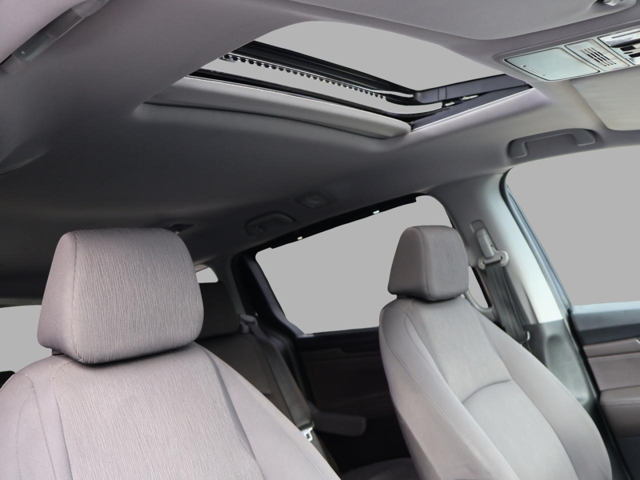 2019 Honda Odyssey EX CERTIFIED *ACCIDENT FREE* CAMERA BLUETOOTH SUNROOF HEATED SEATS CRUISE ALLOYS Photo