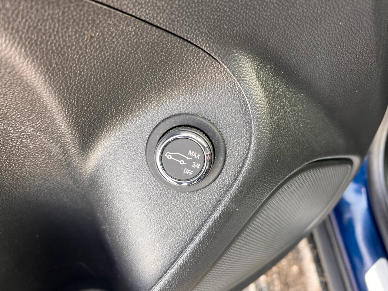 2022 Buick Encore GX AWD 4dr Select Photo