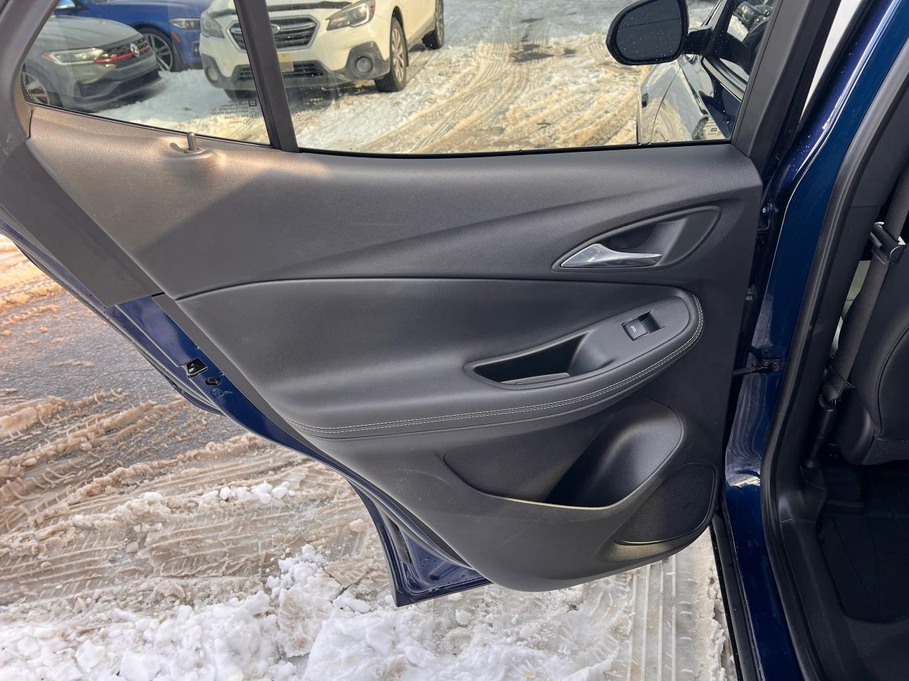 2022 Buick Encore GX AWD 4dr Select Photo