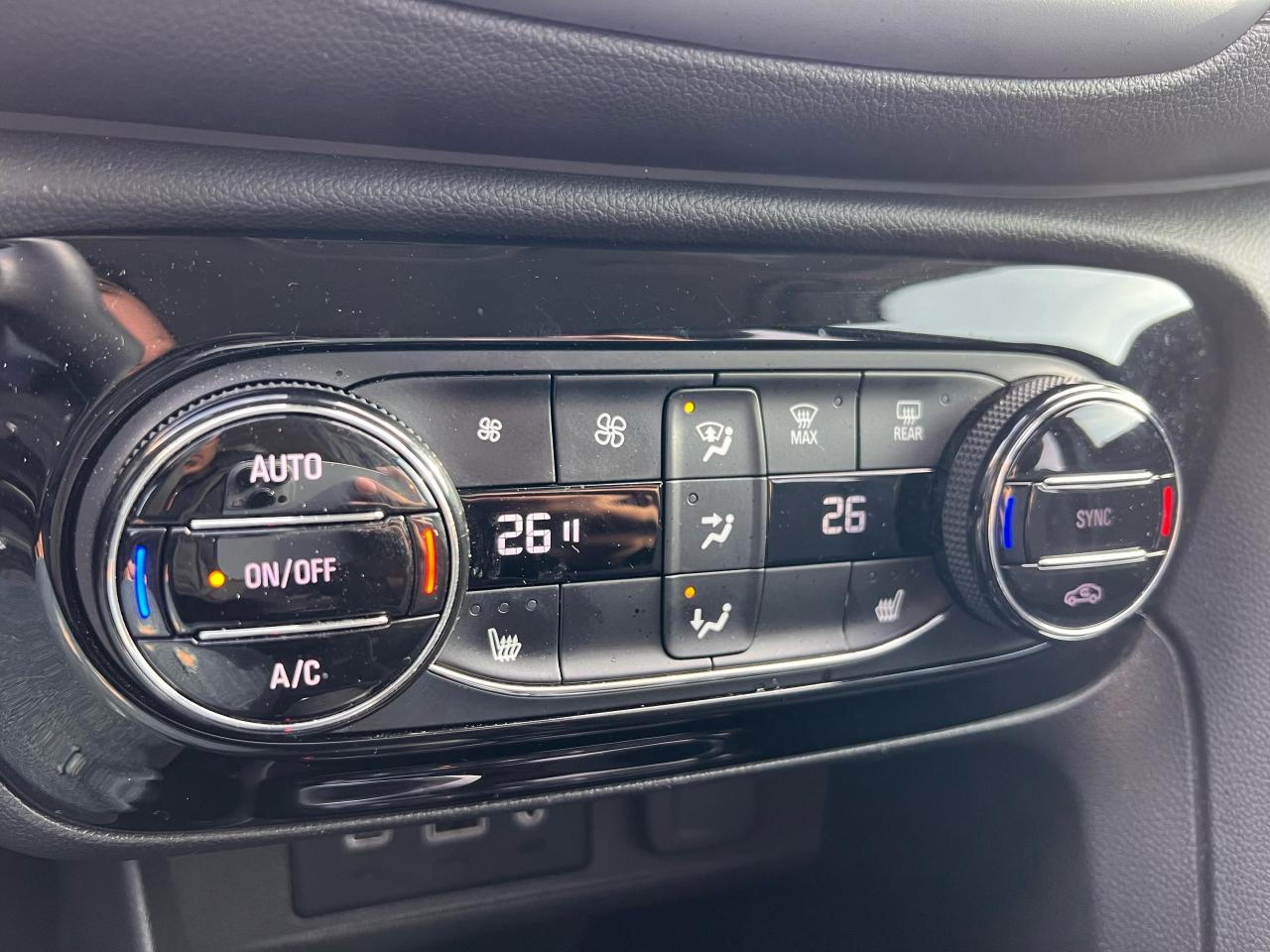 2022 Buick Encore GX AWD 4dr Select Photo