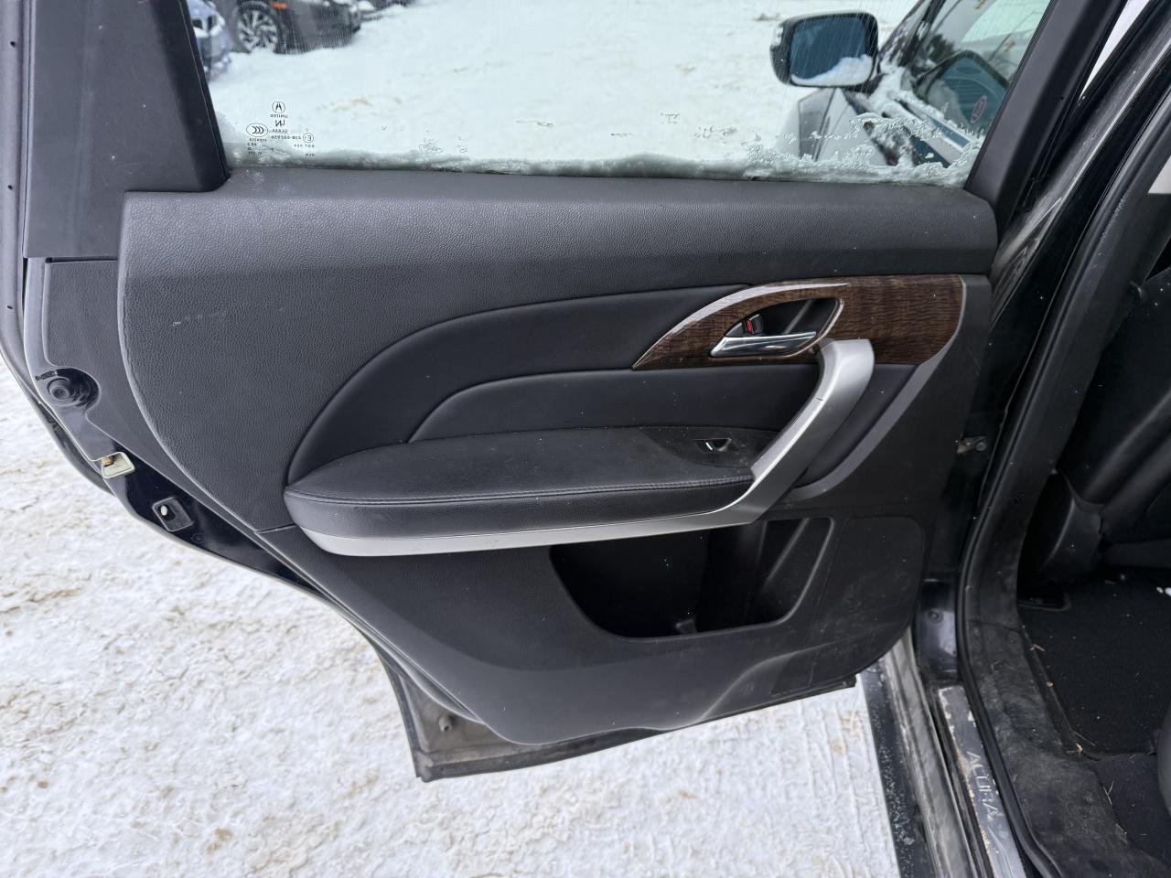 2011 Acura MDX Tech pkg Photo