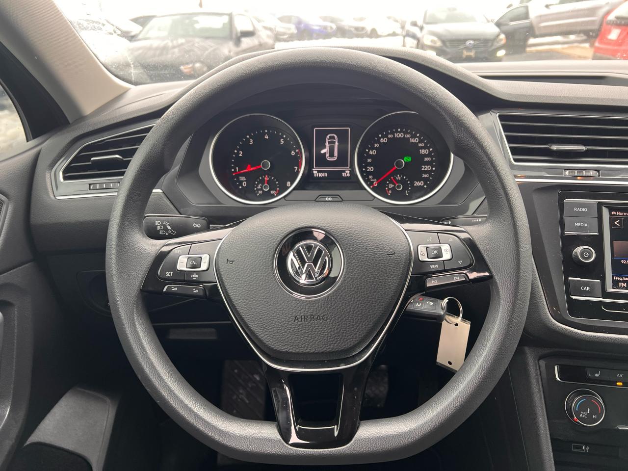 2019 Volkswagen Tiguan Trendline 4Motion Photo