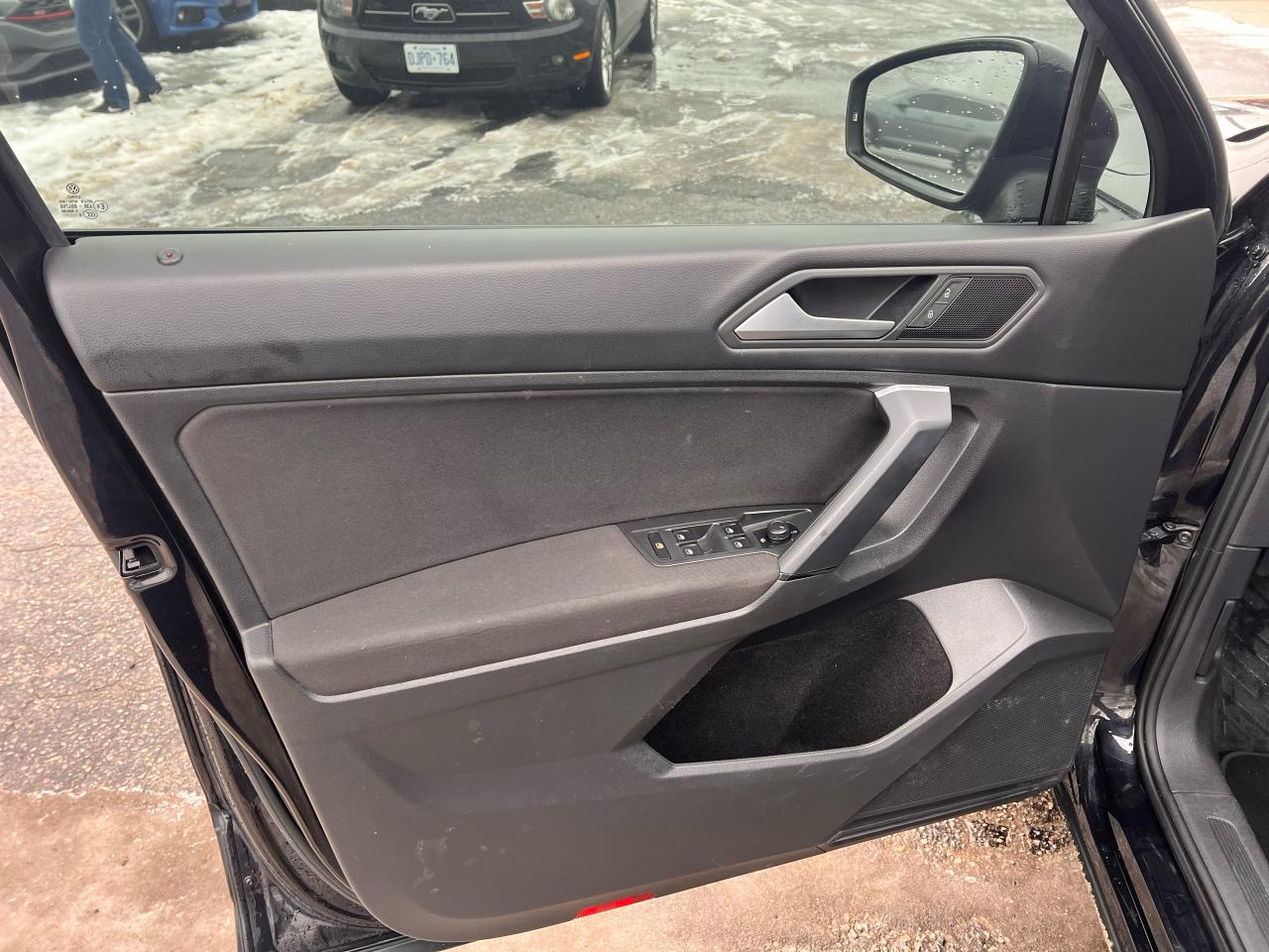 2019 Volkswagen Tiguan Trendline 4Motion Photo