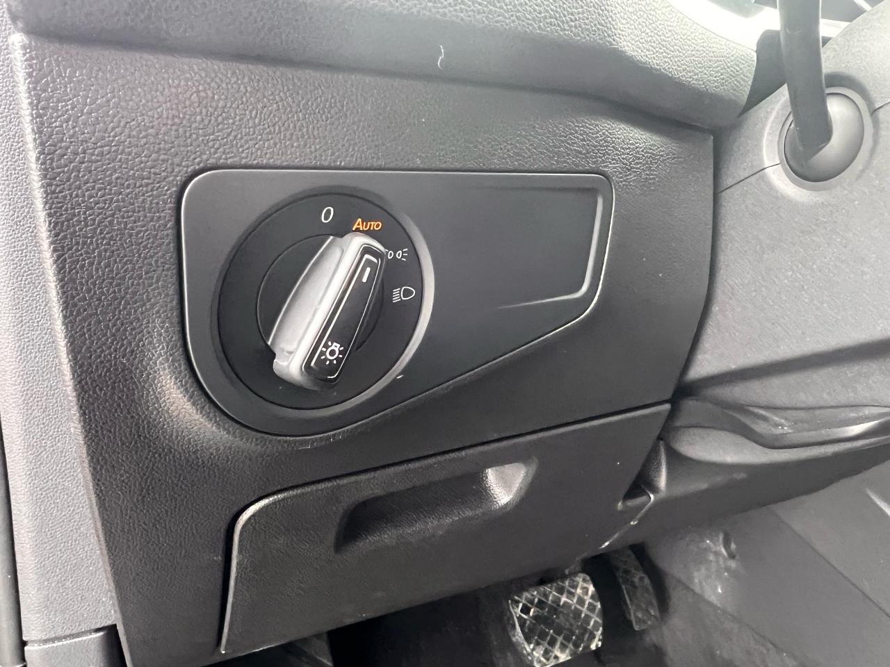 2019 Volkswagen Tiguan Trendline 4Motion Photo