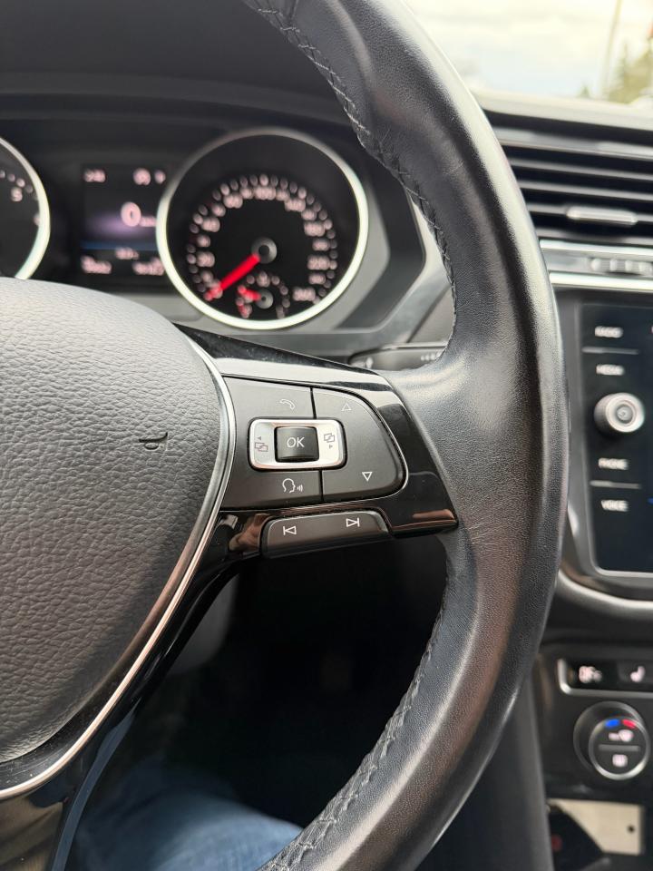 2018 Volkswagen Tiguan 4Motion/ Leather/ 7 Seater Photo