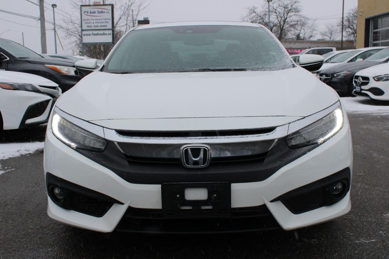 2017 Honda Civic Touring Photo