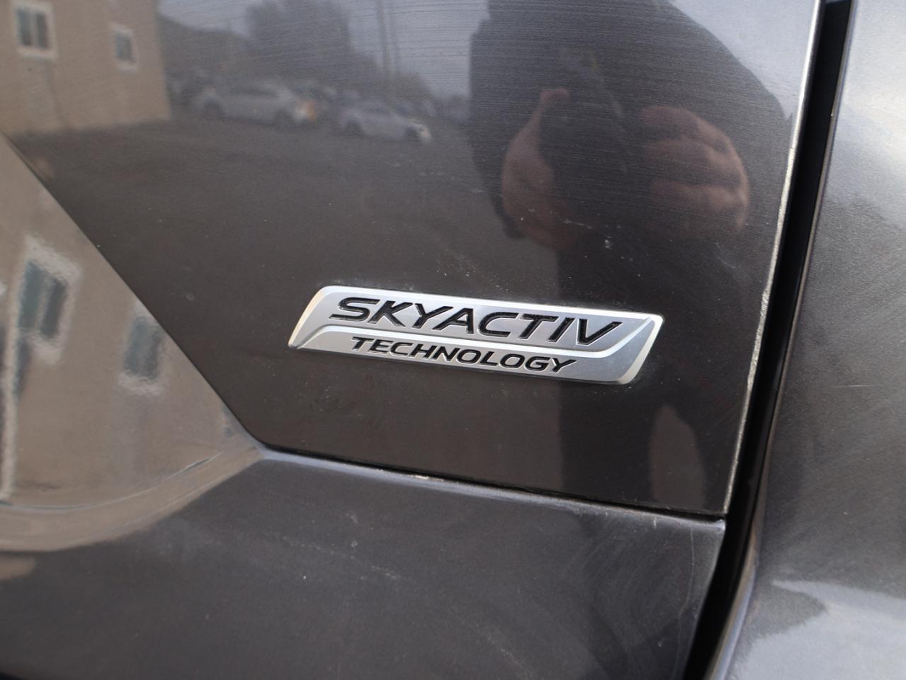 2018 Mazda CX-5 GX-SPORT AWD CERTIFIED *ACCIDENT FREE*MAZDA MAINTAIN* CAMERA BLUETOOTH HEATED SEATS CRUISE ALLOYS Photo