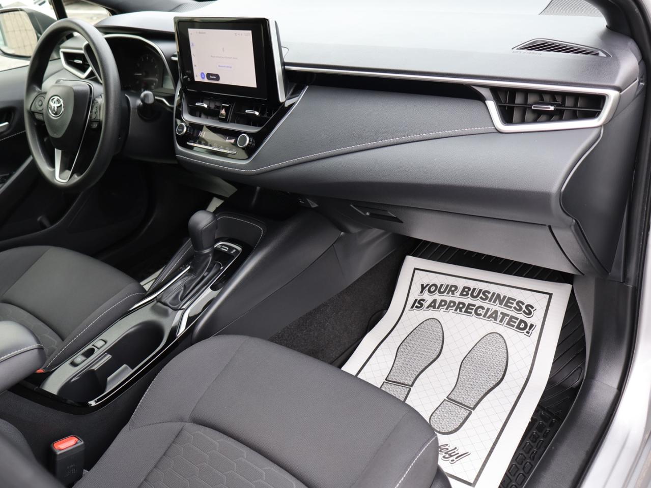 2023 Toyota Corolla SE Hatchback CERTIFIED *1 OWNER*ACCIDENT FREE* CAMERA BLUETOOTH CRUISE ALLOYS Photo