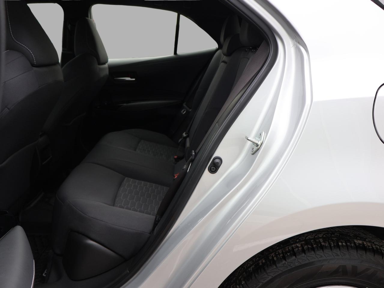 2023 Toyota Corolla SE Hatchback CERTIFIED *1 OWNER*ACCIDENT FREE* CAMERA BLUETOOTH CRUISE ALLOYS Photo