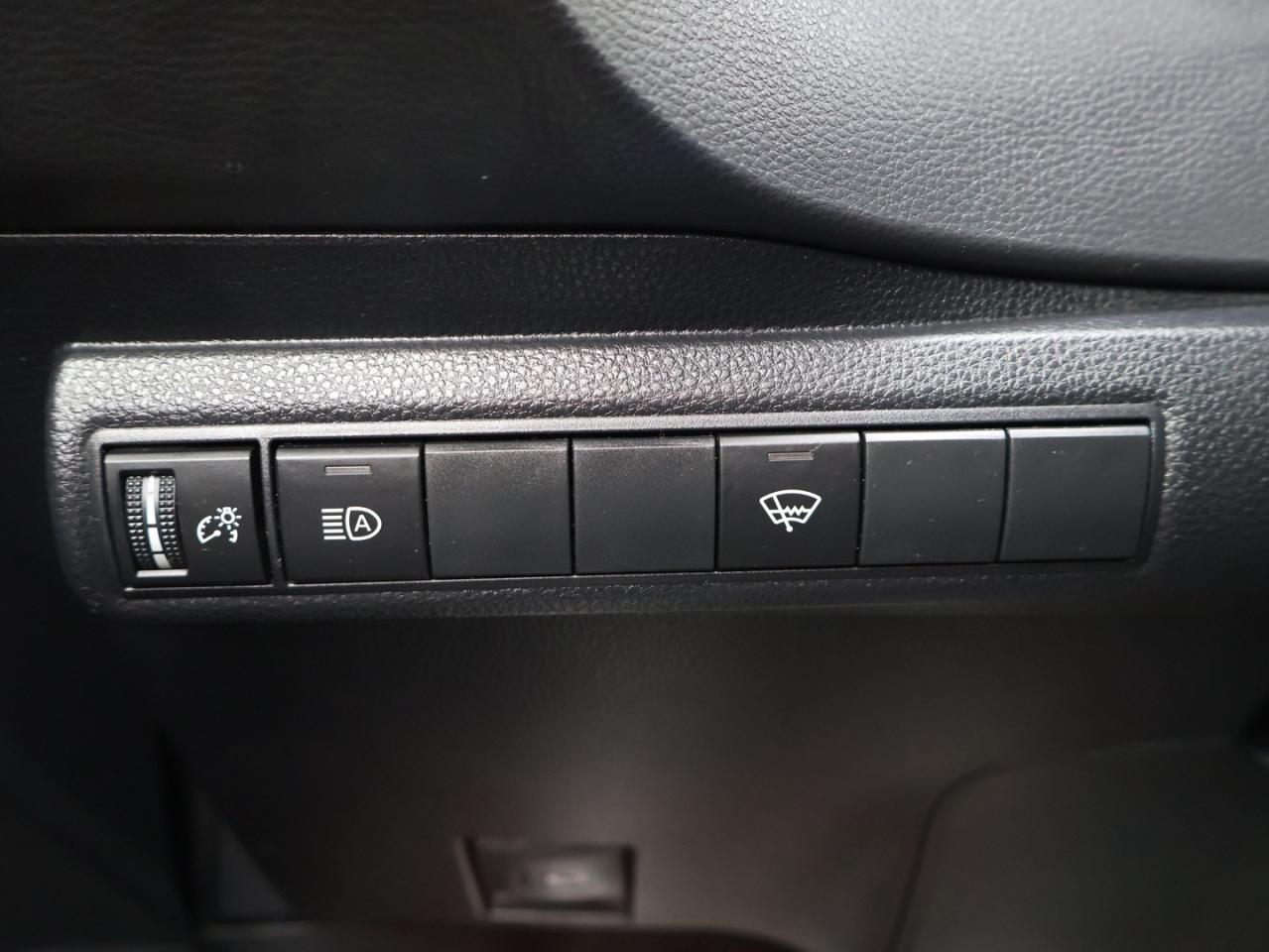 2023 Toyota Corolla SE Hatchback CERTIFIED *1 OWNER*ACCIDENT FREE* CAMERA BLUETOOTH CRUISE ALLOYS Photo