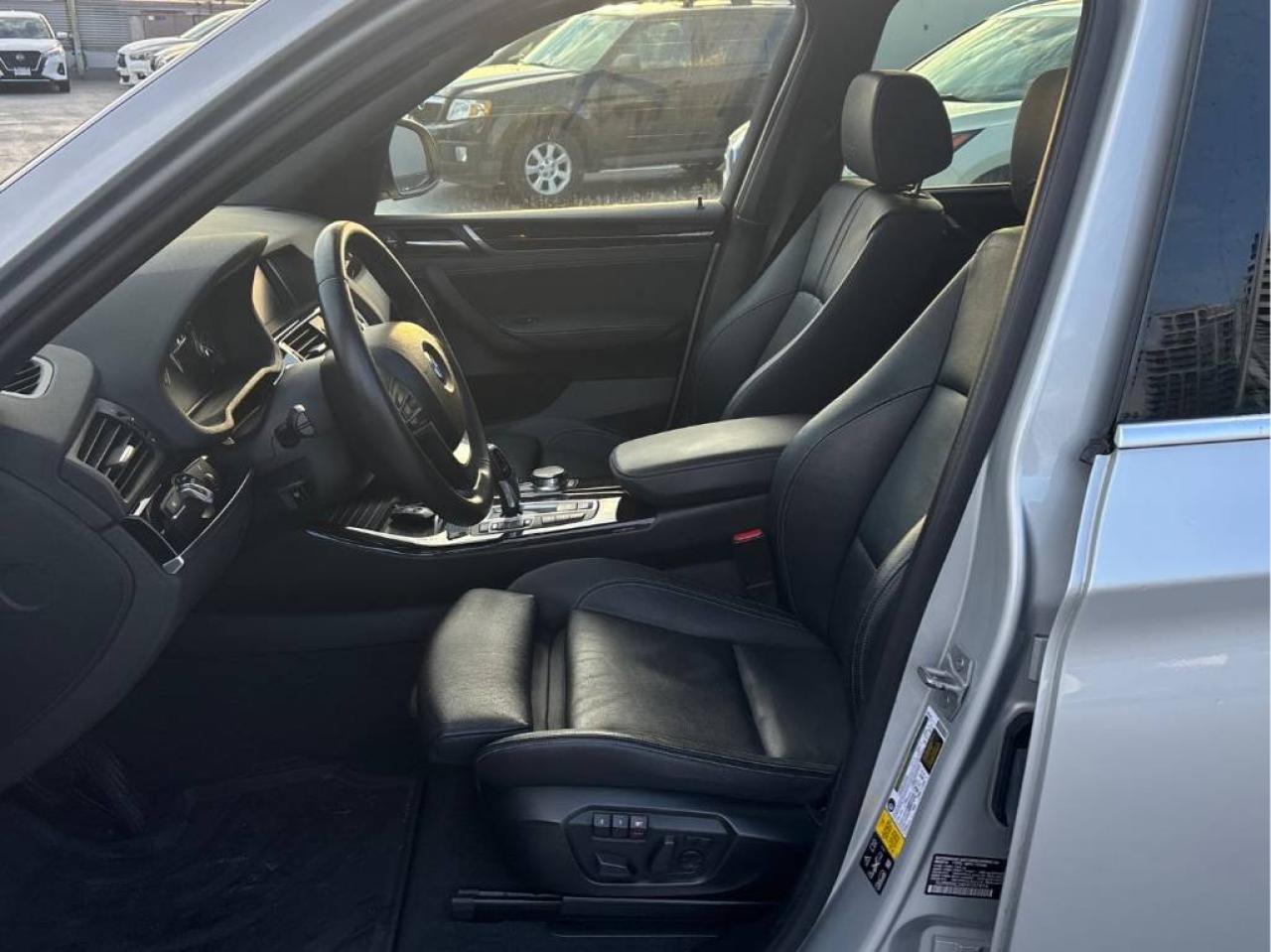 2017 BMW X3 xDrive28i - Photo #6