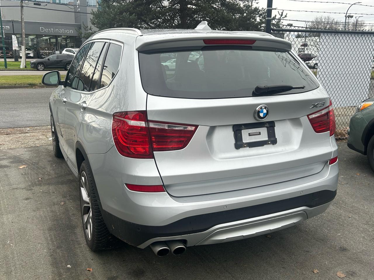 2017 BMW X3 xDrive28i - Photo #4