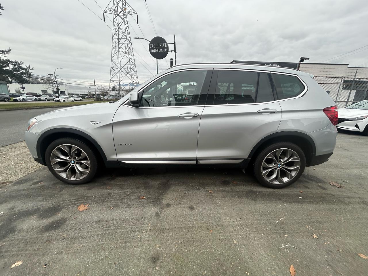2017 BMW X3 xDrive28i - Photo #2