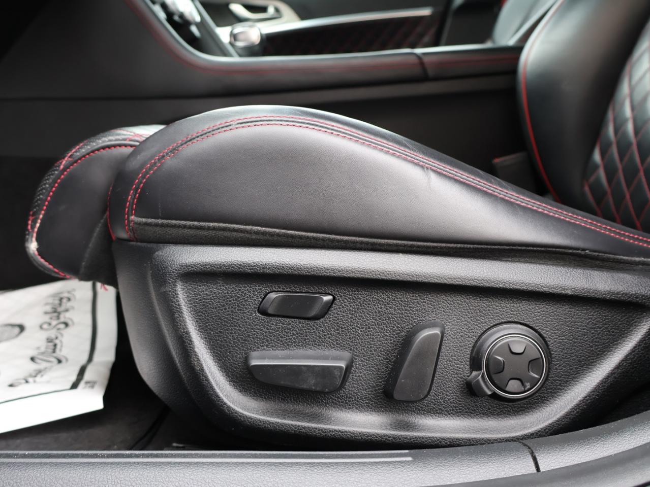 2023 Genesis G70 3.3T SPORT AWD CERTIFIED *1 OWNER* CAMERA NAV BLUETOOTH LEATHER COOL/HEAT SEAT/STEERING SUNROOF CRUISE ALLOYS Photo