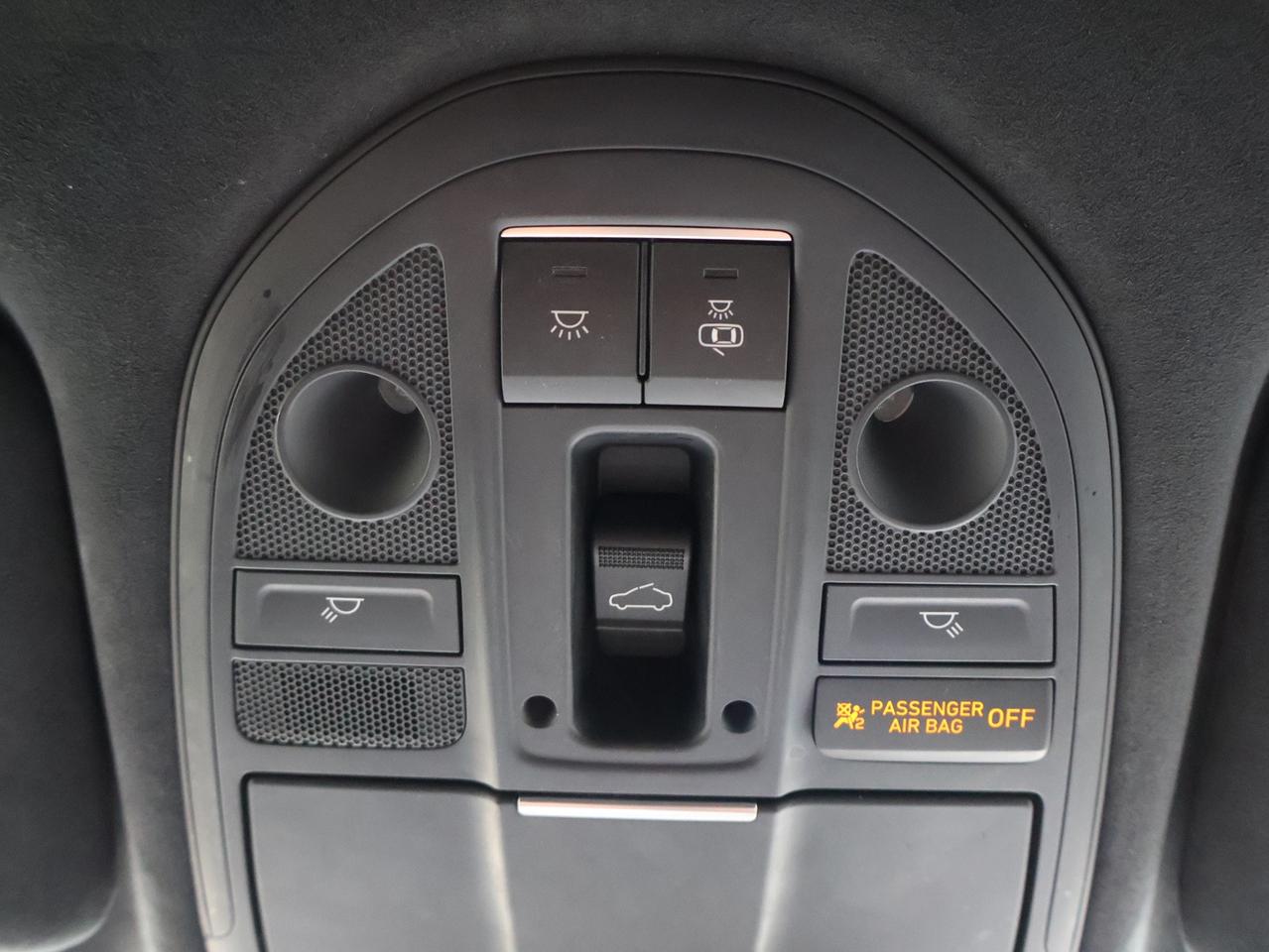 2023 Genesis G70 3.3T SPORT AWD CERTIFIED *1 OWNER* CAMERA NAV BLUETOOTH LEATHER COOL/HEAT SEAT/STEERING SUNROOF CRUISE ALLOYS Photo