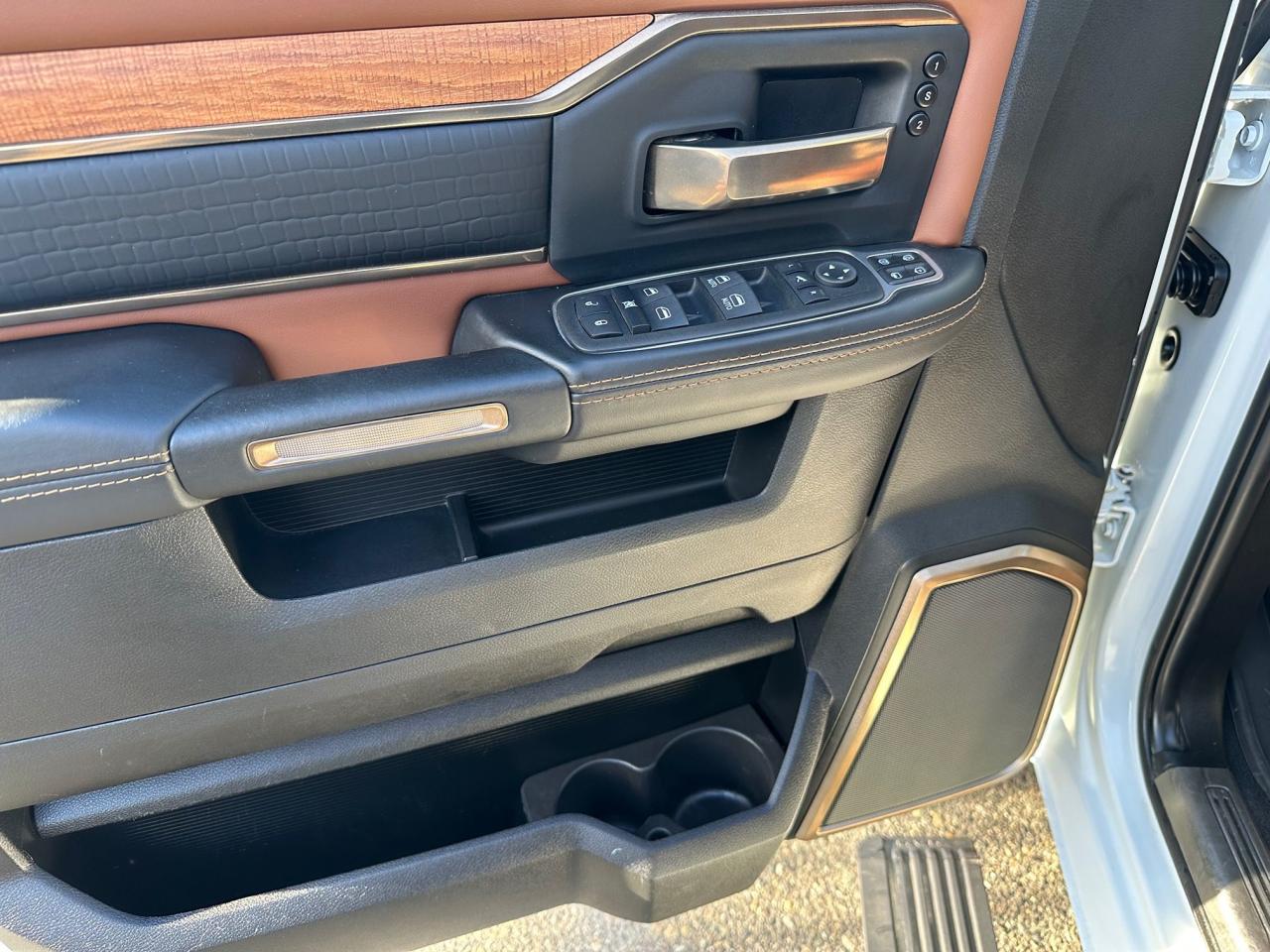 2024 RAM 3500 Limited Longhorn Photo31