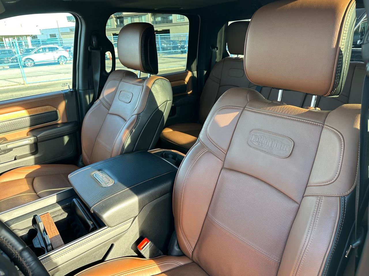 2024 RAM 3500 Limited Longhorn Photo13