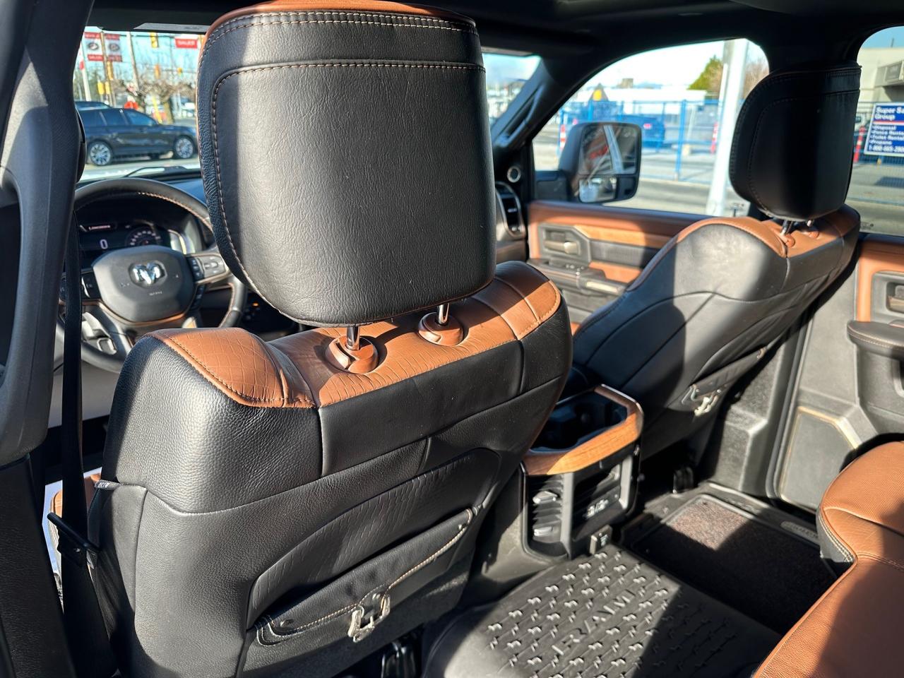 2024 RAM 3500 Limited Longhorn Photo16