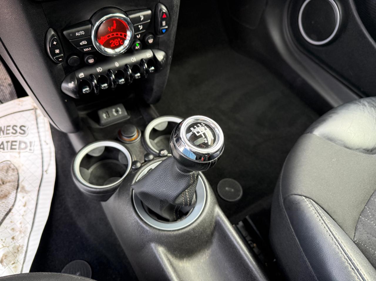 2013 MINI Cooper Hardtop 2dr Cpe Photo