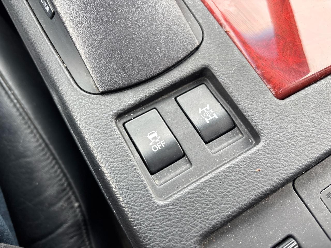 2011 Lexus RX Ultra Premium, Navi, DVD, Camera, AWD 4dr Photo