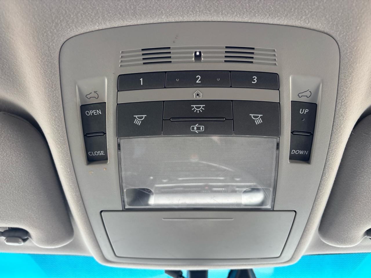 2011 Lexus RX Ultra Premium, Navi, DVD, Camera, AWD 4dr Photo