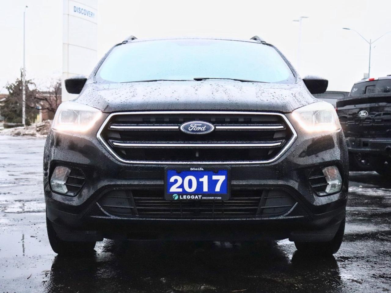 2017 Ford Escape SE | 4WD | 2.0L | SPORT PKG | NAV | PWR LIFTGATE Photo