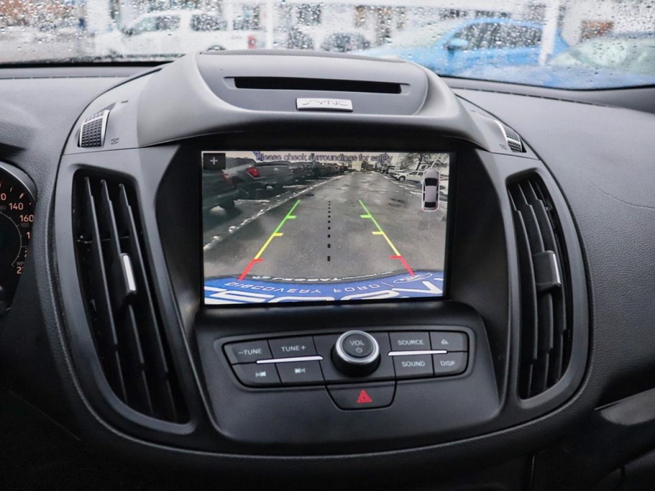 2017 Ford Escape SE | 4WD | 2.0L | SPORT PKG | NAV | PWR LIFTGATE Photo