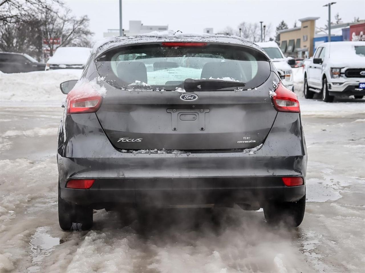 2015 Ford Focus 5DR HB SE Photo4