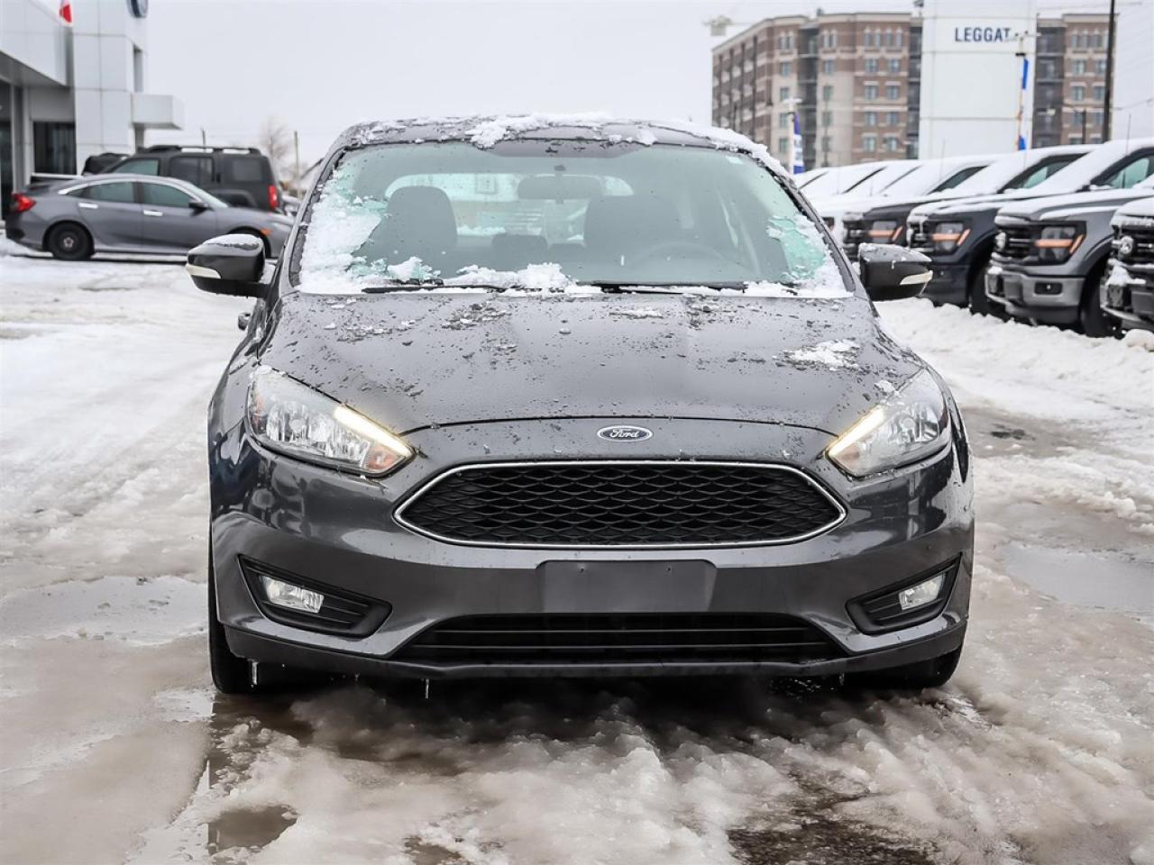 2015 Ford Focus 5DR HB SE Photo2