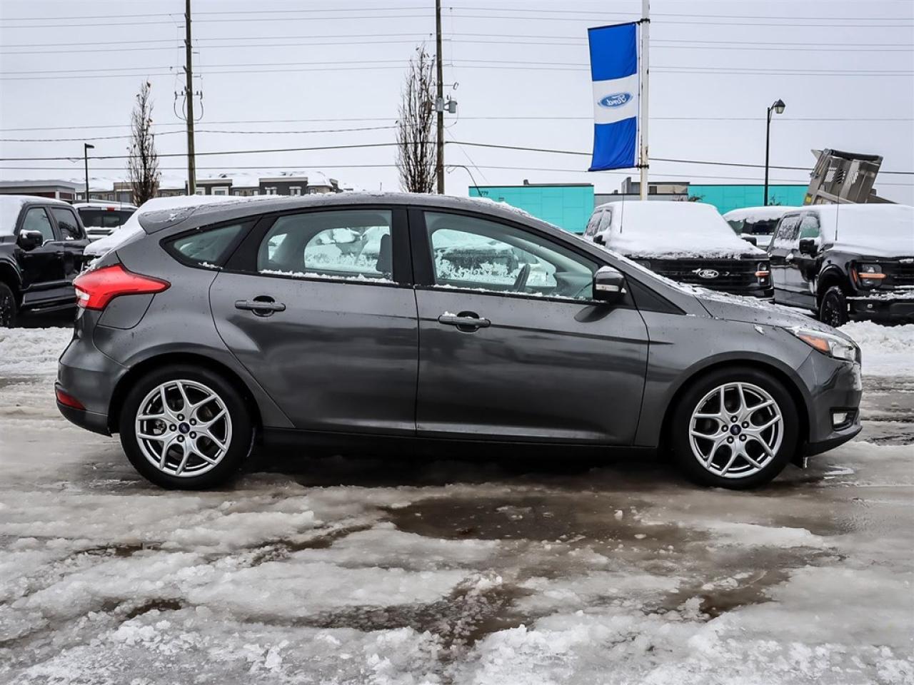 2015 Ford Focus 5DR HB SE Photo3