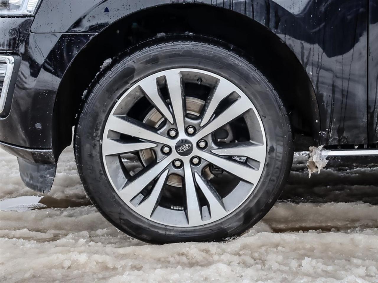 2021 Ford Expedition Max Platinum Max 4x4 Photo