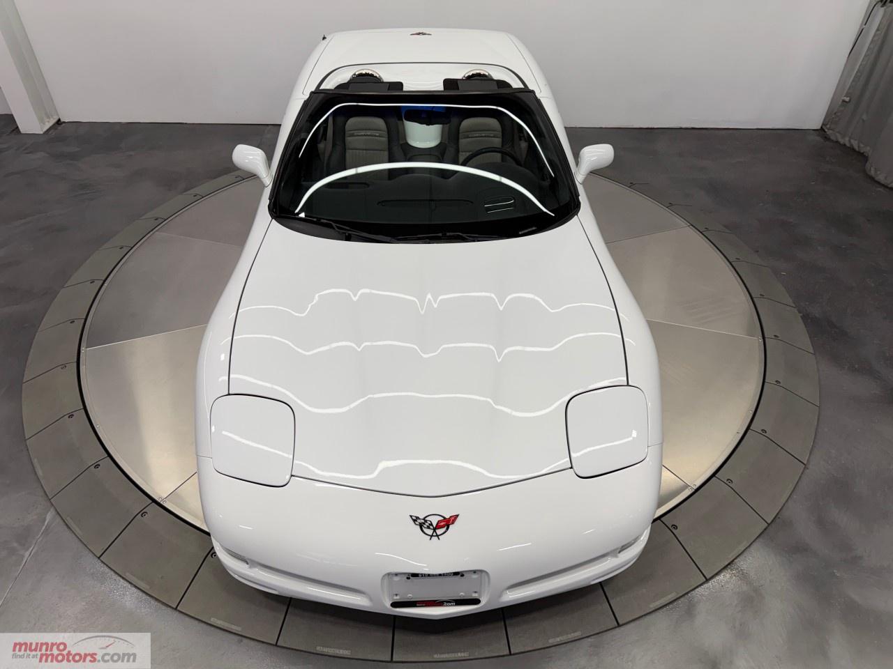 2000 Chevrolet Corvette 2dr Convertible Photo