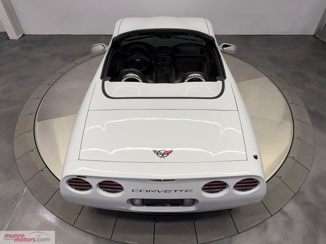 2000 Chevrolet Corvette 2dr Convertible Photo