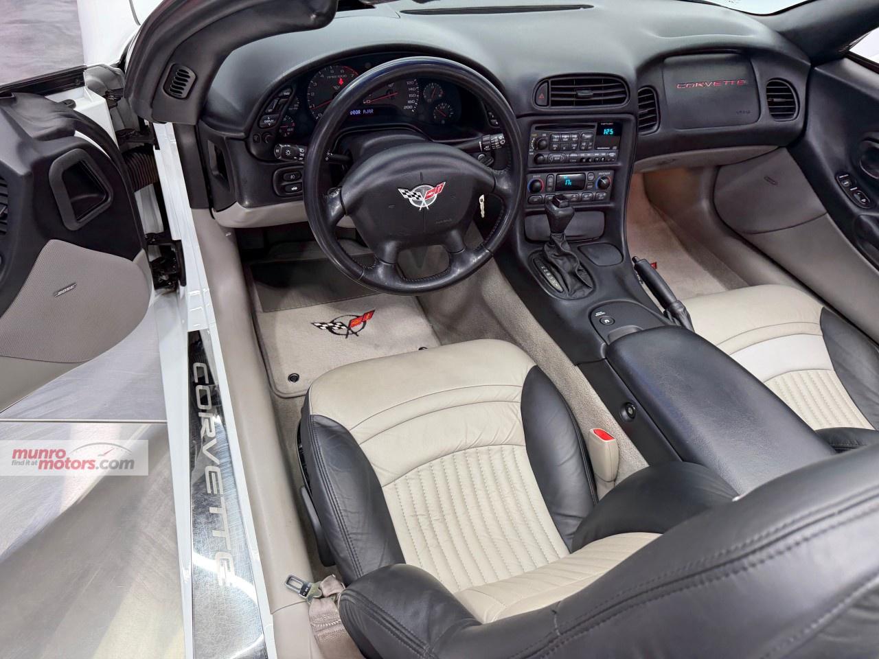 2000 Chevrolet Corvette 2dr Convertible Photo